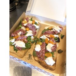 Pinsa sandwich med salami | 1 pers | sandwich til afhentning