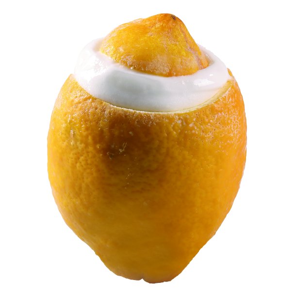 Italiensk citron sorbet serveret i naturlig citronskal i portionsst�rrelse