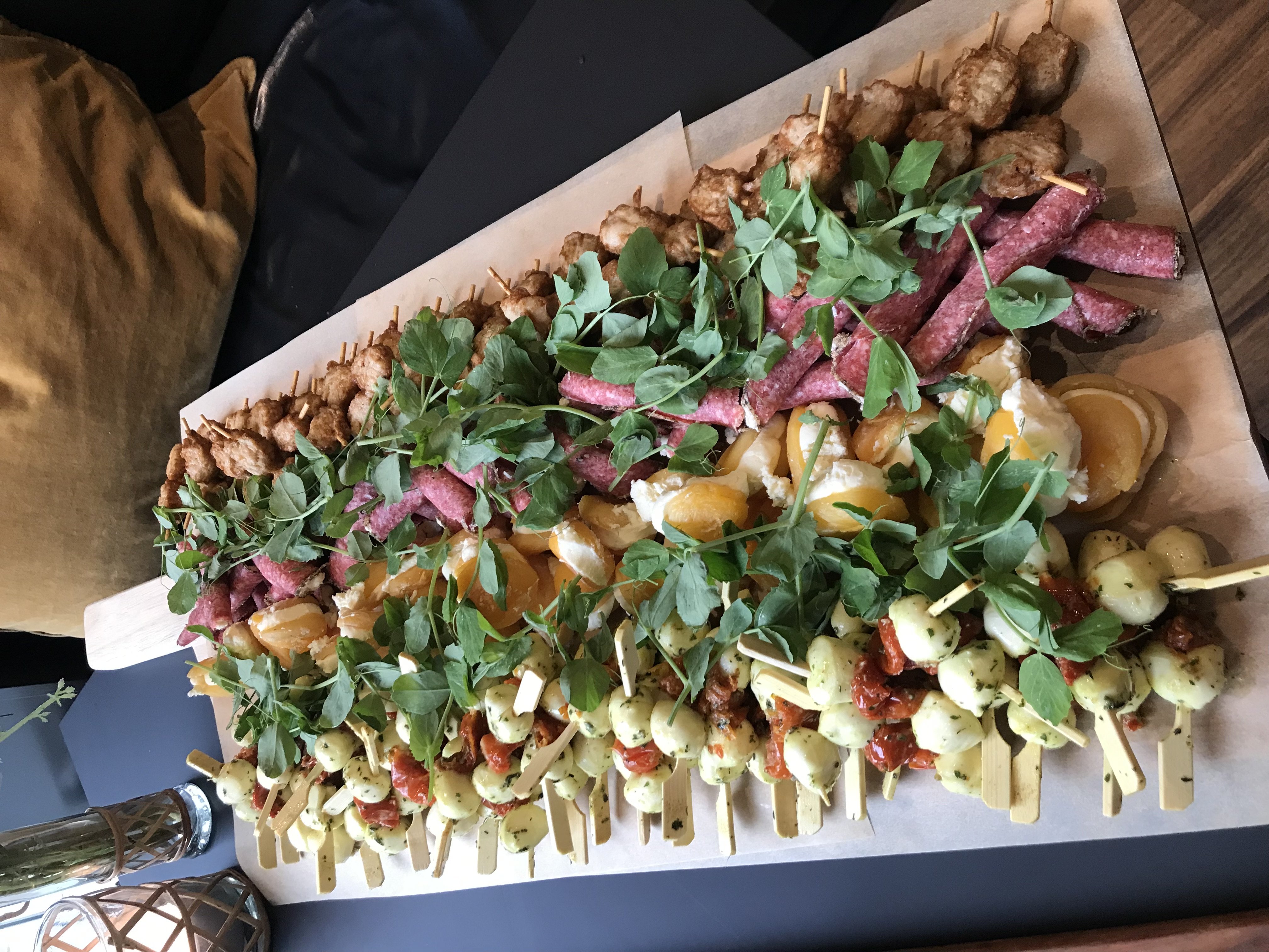 Tapas snackfade 45 pax inkl. depositum for fade